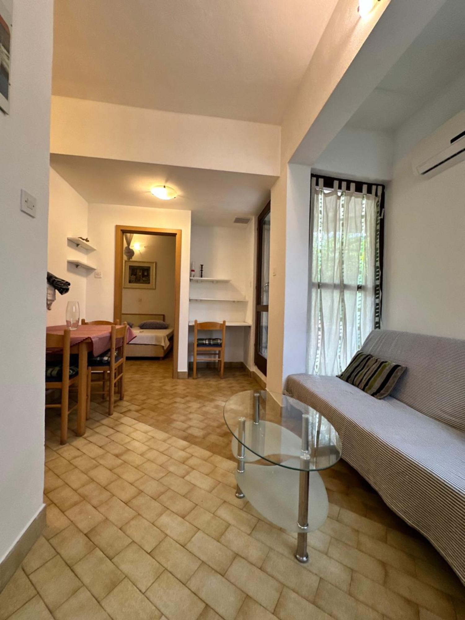 Apartmán Kornelija 2 Podgora Exteriér fotografie